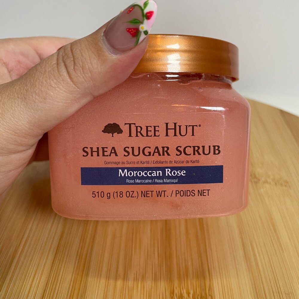 Tree Hut Moroccan Rose Shea Sugar Scrub 18 oz Exfoliating Hydrating Skin Care - Picture 3 of 6